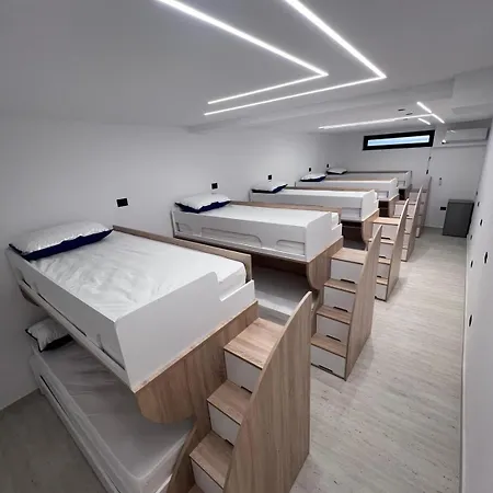 Hostal Ferra Durrës