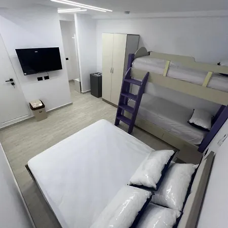 Ferra Hostal