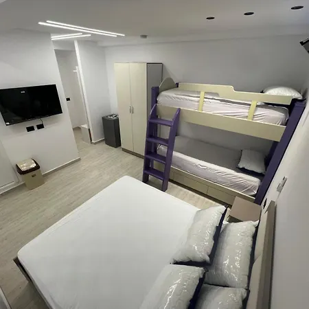 Ferra Hostal *
