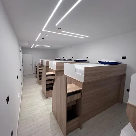 Hostal Ferra *