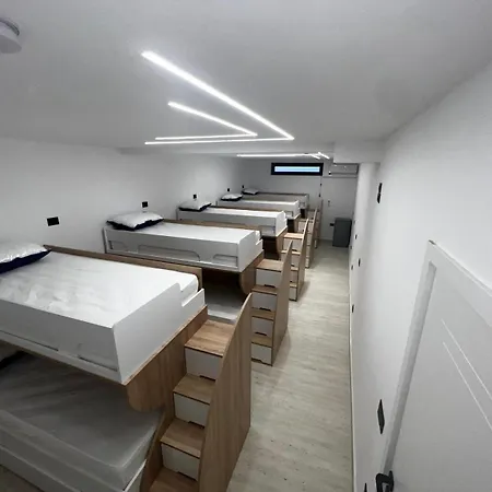 Hostal Ferra Durrës